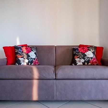 Residenza Oleandro Appartement Desenzano del Garda Buitenkant foto