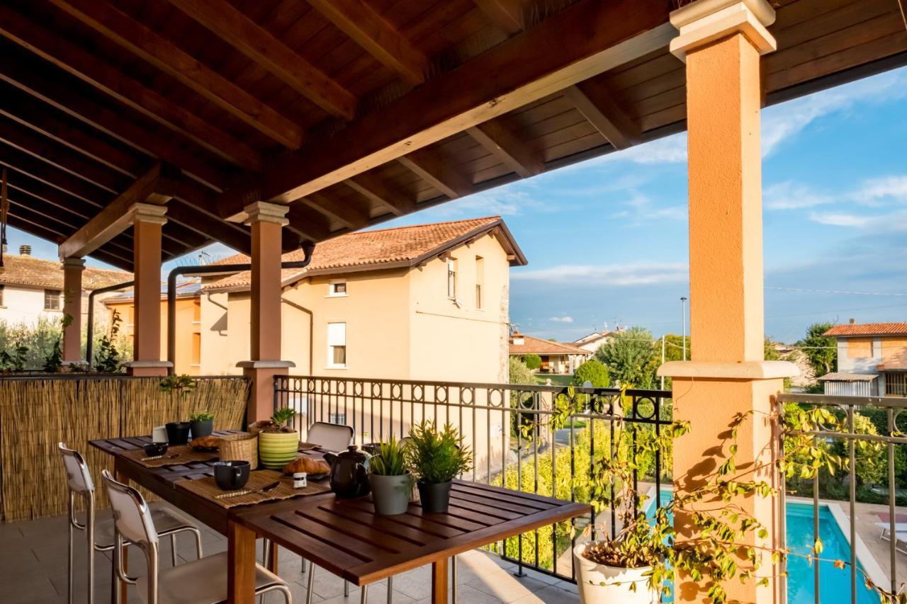 Residenza Oleandro Appartement Desenzano del Garda Buitenkant foto